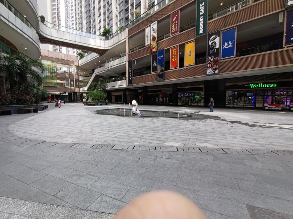 R&F Princess Cove Premium Homestay Famaily Johor Bahru Exterior photo