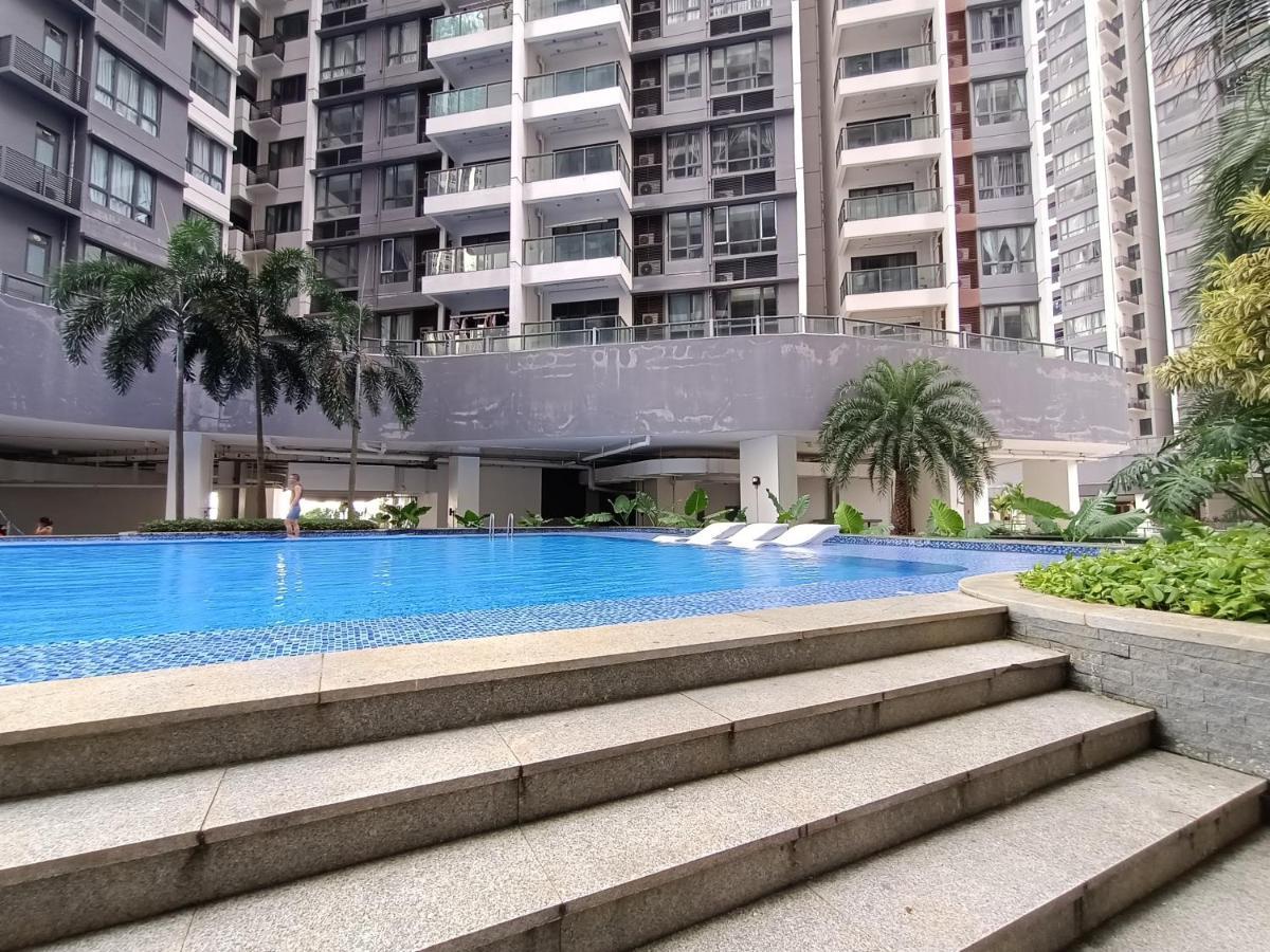 R&F Princess Cove Premium Homestay Famaily Johor Bahru Exterior photo