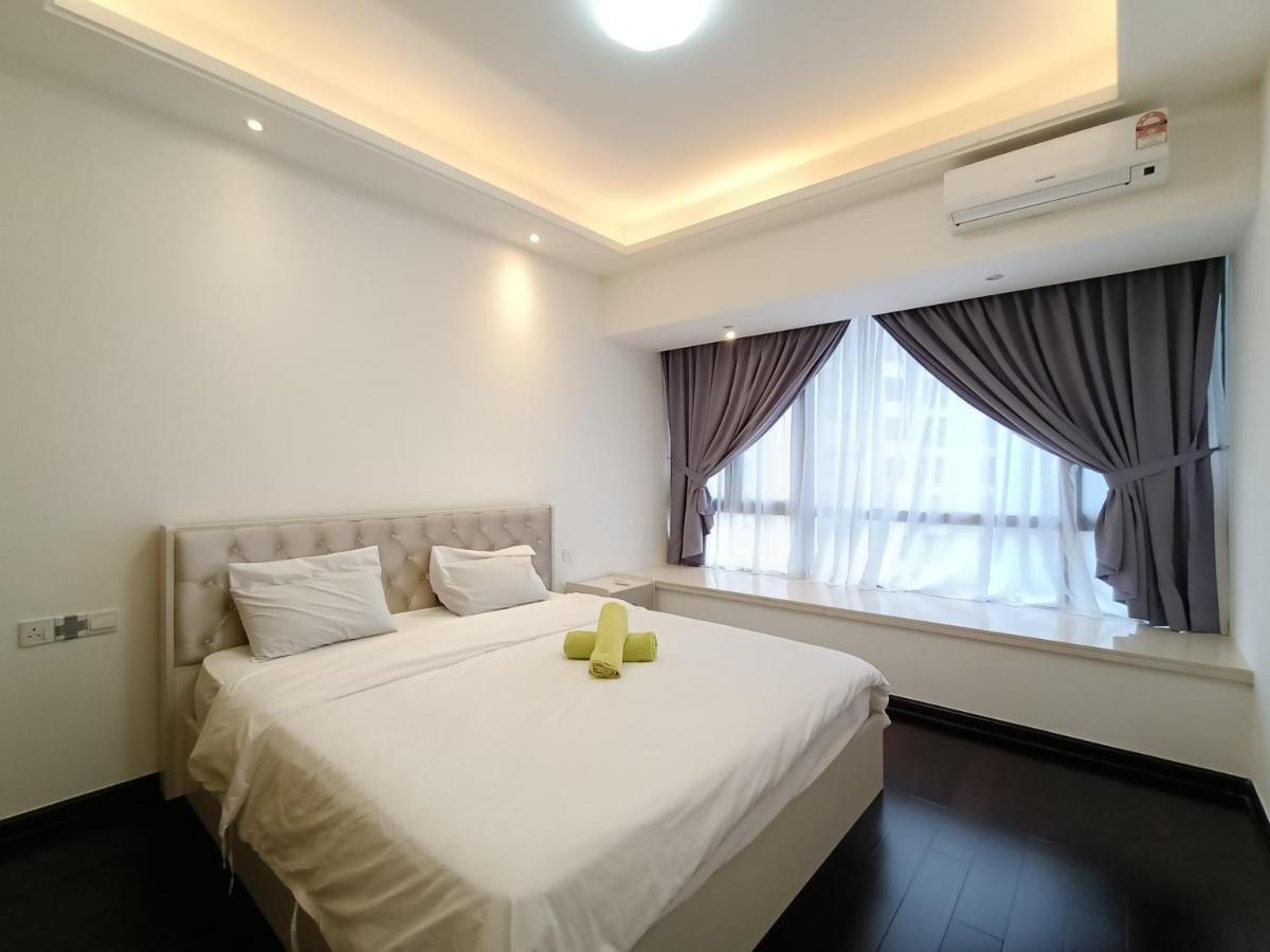 R&F Princess Cove Premium Homestay Famaily Johor Bahru Exterior photo